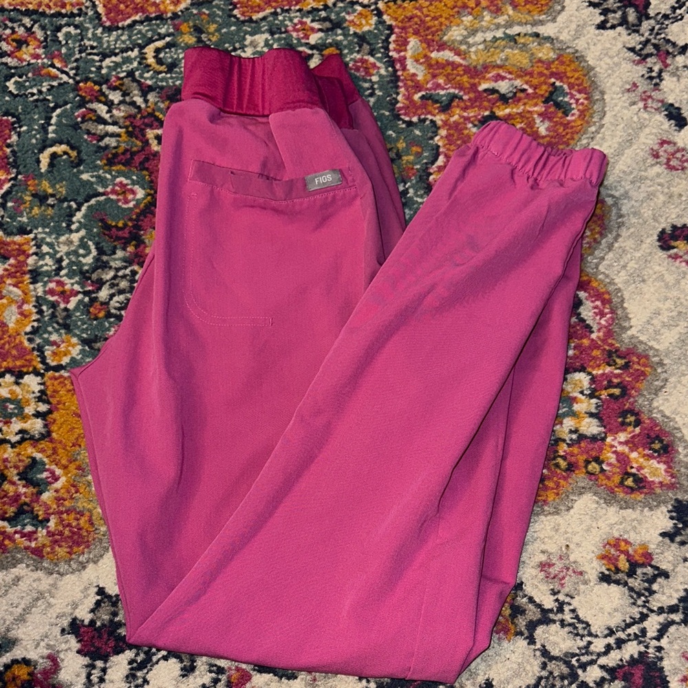Figs pink Scrub Pants